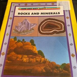 Activity Book - Rocks a Minerals.  K69